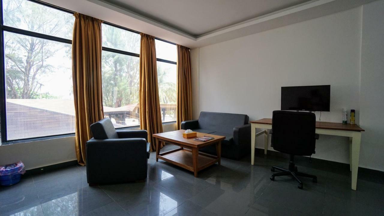 The Family Kingdom Resort Freetown Ngoại thất bức ảnh